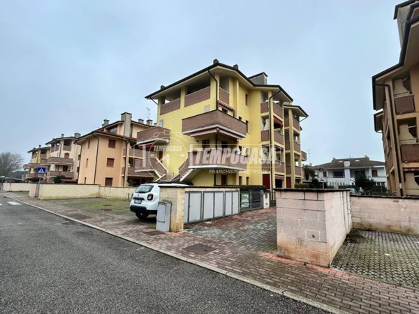 appartamento in vendita a Comacchio in zona Porto Garibaldi