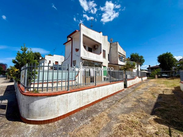 appartamento in vendita a Comacchio in zona Lido di Pomposa