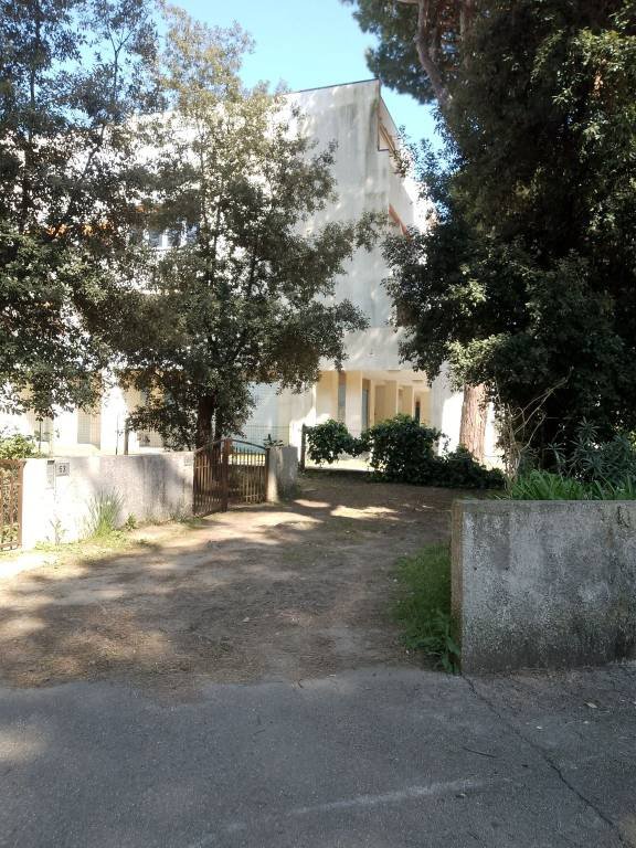 casa indipendente in vendita a Comacchio in zona Lido di Spina