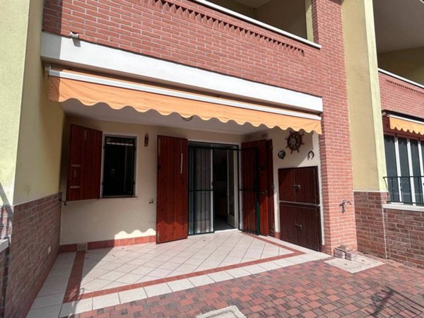 casa indipendente in vendita a Comacchio in zona Lido delle Nazioni