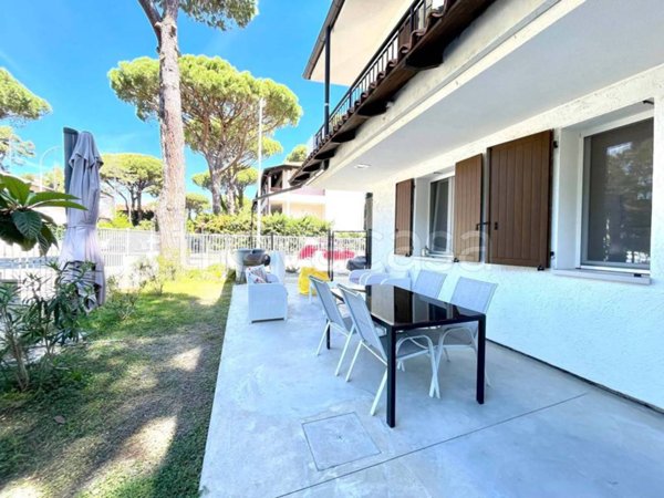 casa indipendente in vendita a Comacchio in zona Lido di Spina
