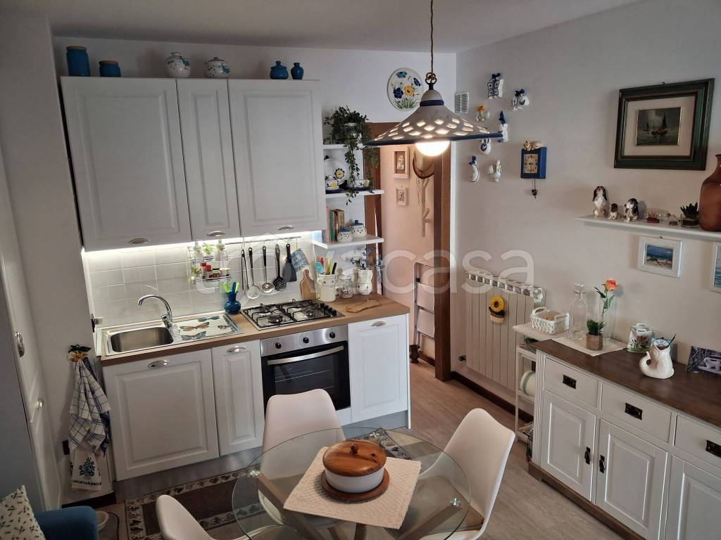 casa indipendente in vendita a Comacchio in zona Lido degli Estensi