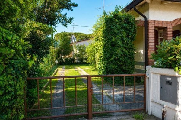 casa indipendente in vendita a Comacchio in zona Lido delle Nazioni