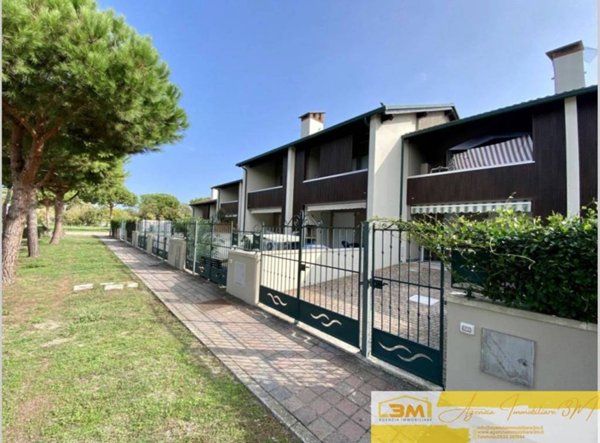 casa indipendente in vendita a Comacchio in zona Lido delle Nazioni