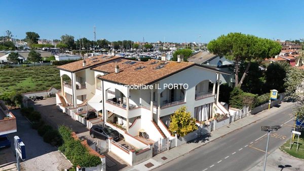 appartamento in vendita a Comacchio in zona Lido degli Estensi