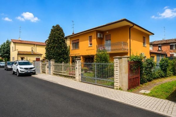 casa indipendente in vendita a Comacchio in zona San Giuseppe