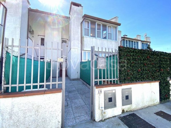 appartamento in vendita a Comacchio in zona Lido delle Nazioni