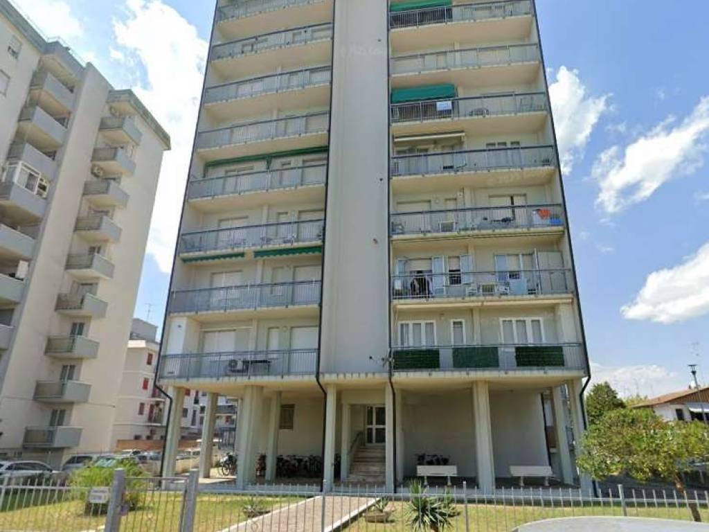 appartamento in vendita a Comacchio in zona Lido di Pomposa
