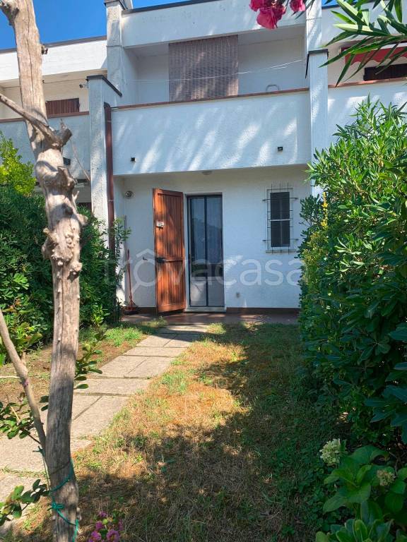 casa indipendente in vendita a Comacchio in zona Lido delle Nazioni