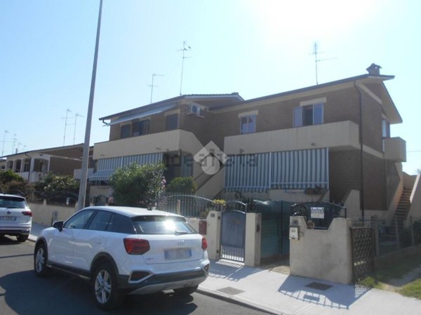 appartamento in vendita a Comacchio in zona Porto Garibaldi