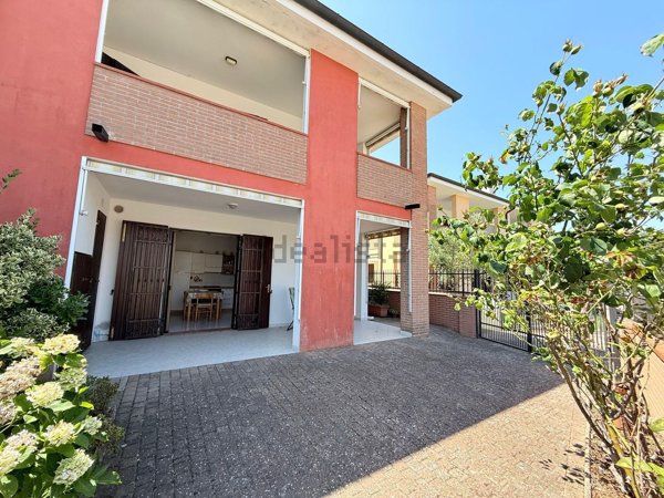 casa indipendente in vendita a Comacchio in zona Lido delle Nazioni