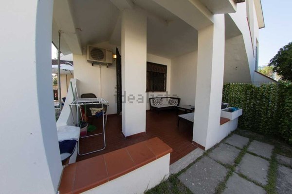 casa indipendente in vendita a Comacchio in zona Lido degli Scacchi