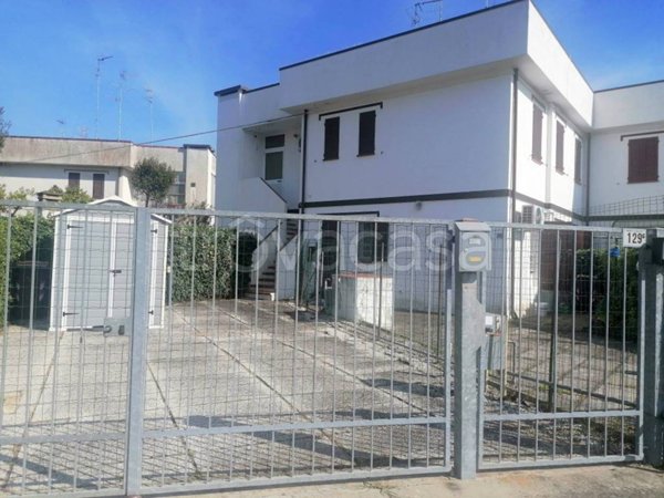 appartamento in vendita a Comacchio in zona Lido delle Nazioni