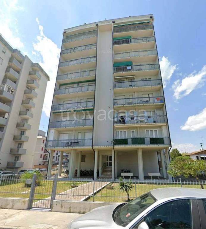 appartamento in vendita a Comacchio in zona Lido di Pomposa