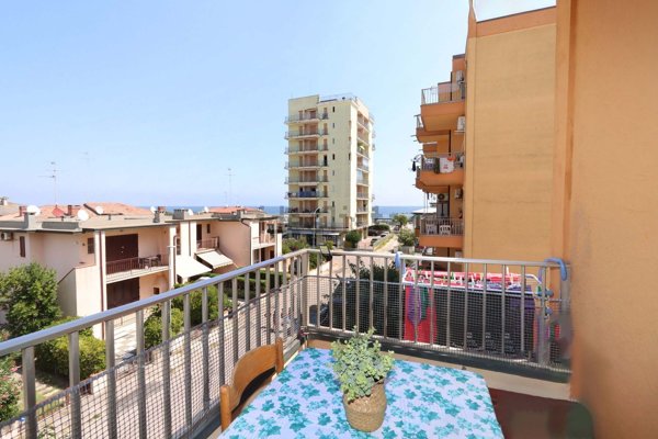appartamento in vendita a Comacchio in zona Lido degli Scacchi
