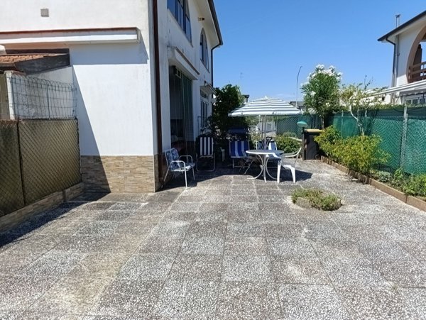 casa indipendente in vendita a Comacchio in zona Lido di Pomposa