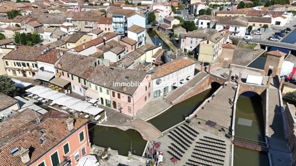 negozio in vendita a Comacchio