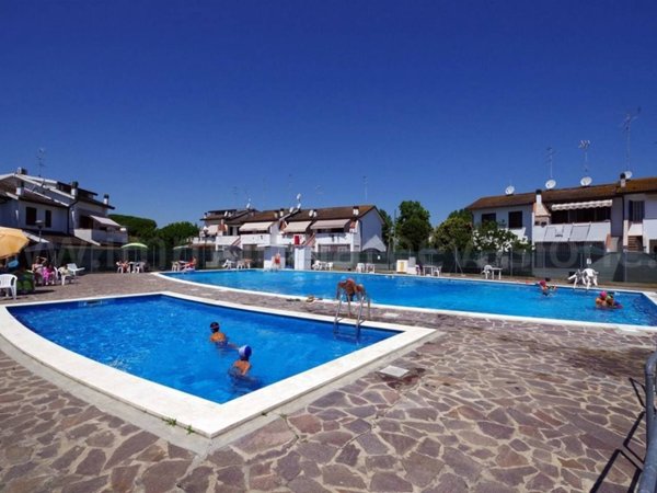 casa indipendente in vendita a Comacchio in zona Lido degli Scacchi