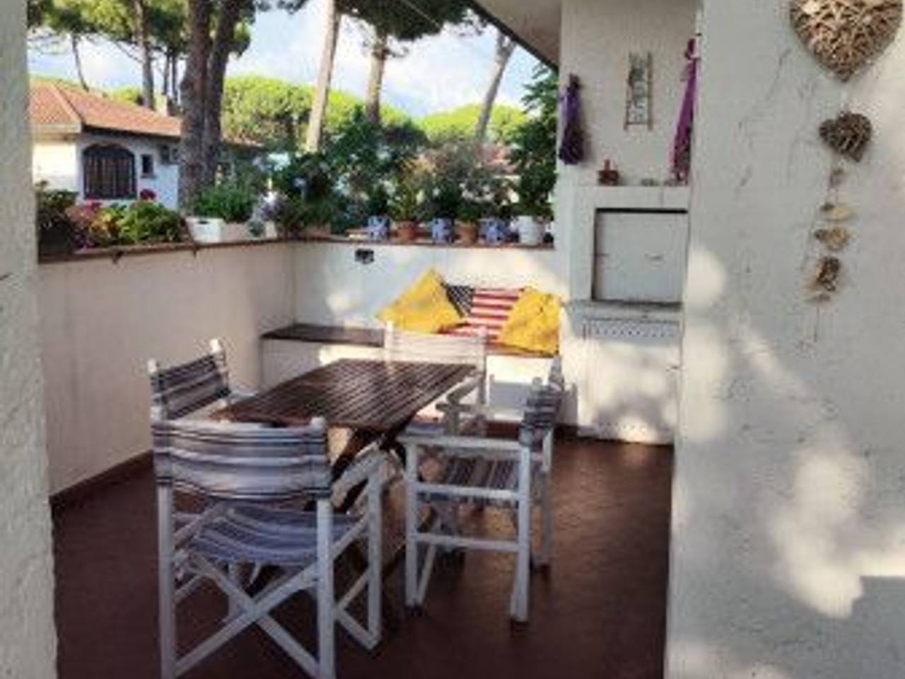 casa indipendente in vendita a Comacchio in zona Lido degli Estensi