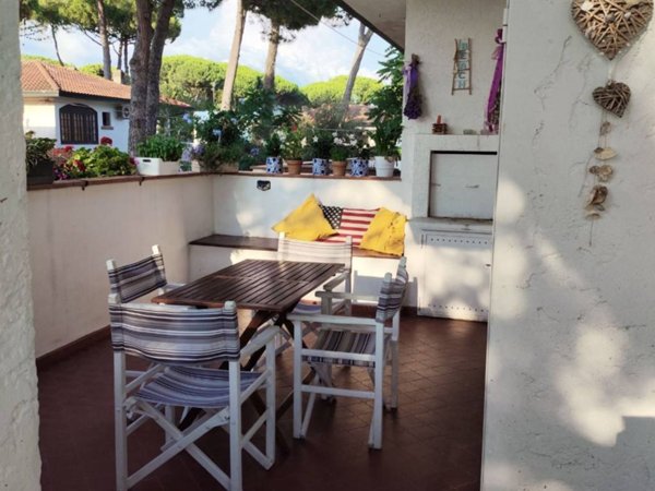 casa indipendente in vendita a Comacchio in zona Lido degli Estensi