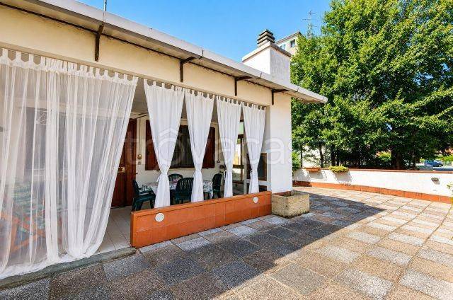 casa indipendente in vendita a Comacchio in zona Lido di Volano