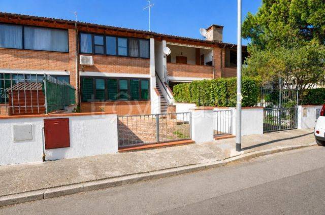 casa indipendente in vendita a Comacchio in zona Lido degli Scacchi