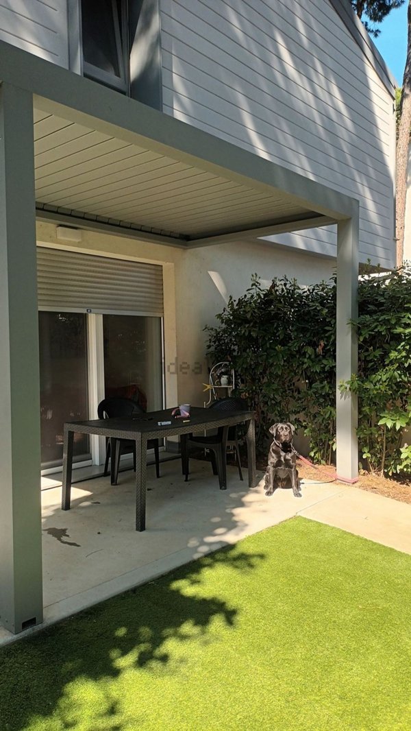 casa indipendente in vendita a Comacchio in zona Lido degli Estensi