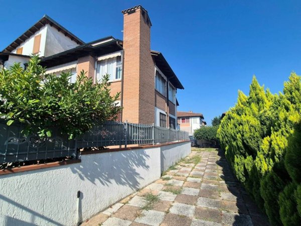 casa indipendente in vendita a Comacchio in zona Lido degli Estensi