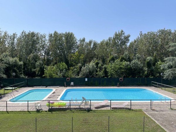 casa indipendente in vendita a Comacchio in zona Lido degli Estensi