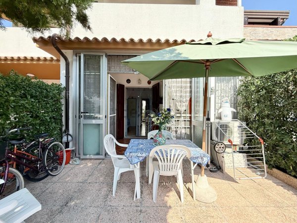 casa indipendente in vendita a Comacchio in zona Lido delle Nazioni