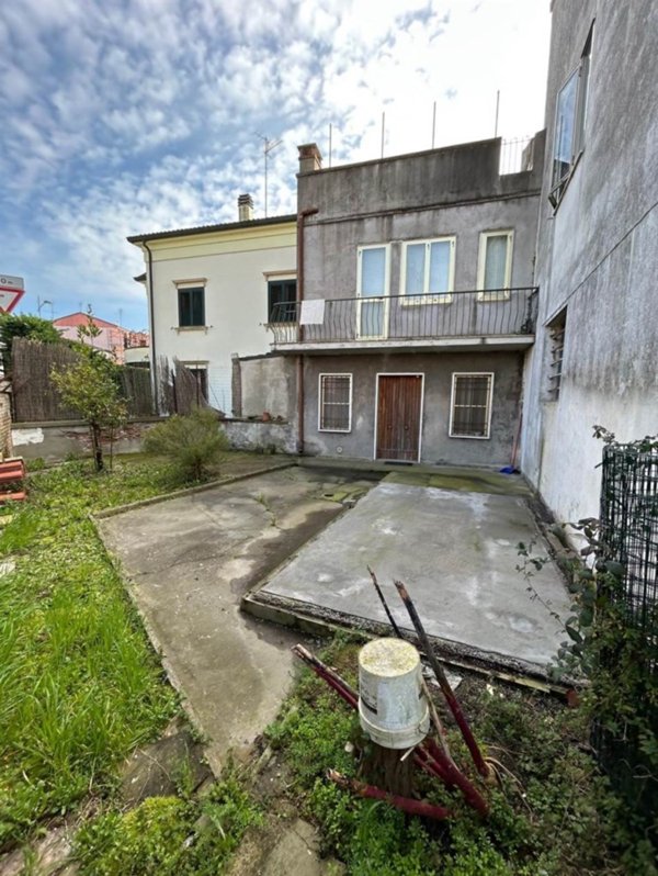 casa indipendente in vendita a Comacchio