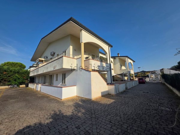 appartamento in vendita a Comacchio in zona Lido degli Estensi