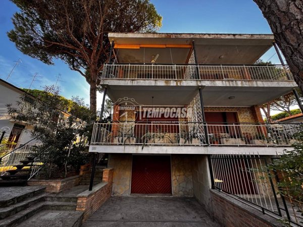 appartamento in vendita a Comacchio in zona Lido di Spina