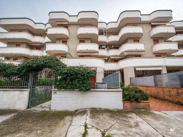 appartamento in vendita a Comacchio in zona Lido delle Nazioni