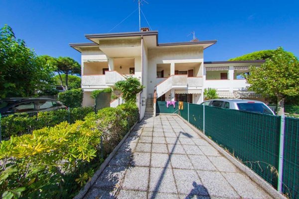 appartamento in vendita a Comacchio in zona Lido degli Scacchi