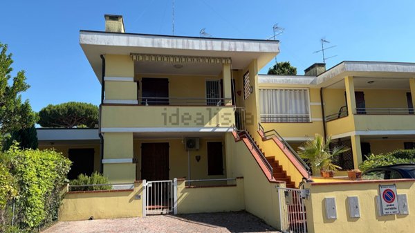 casa indipendente in vendita a Comacchio in zona Lido delle Nazioni