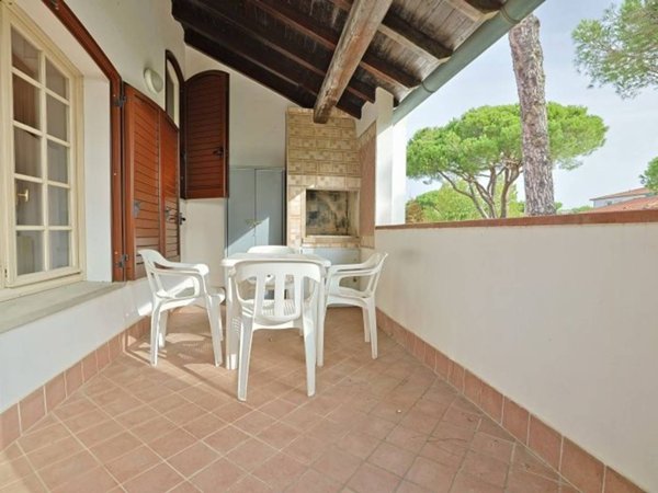 casa indipendente in vendita a Comacchio in zona Lido di Spina