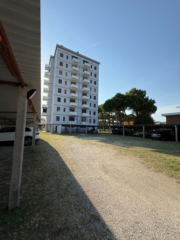 appartamento in vendita a Comacchio in zona Lido delle Nazioni