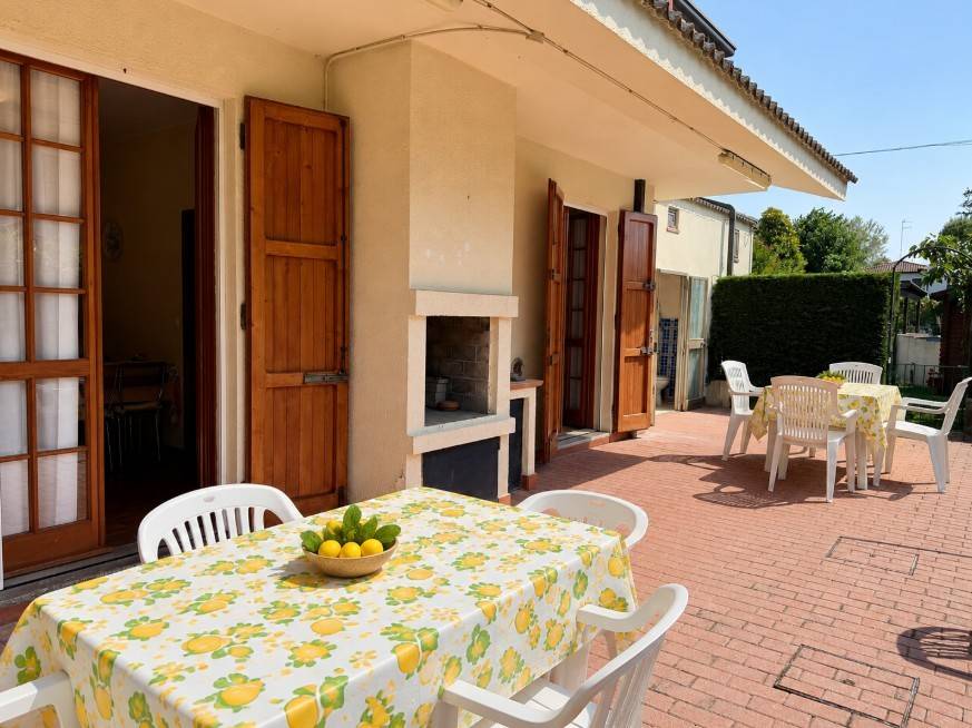 casa indipendente in vendita a Comacchio in zona Lido degli Scacchi
