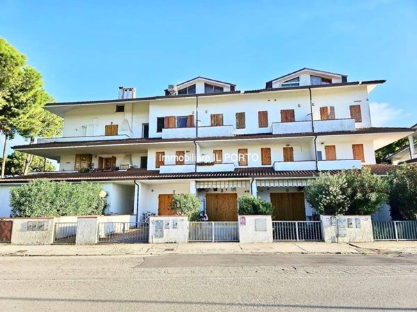 appartamento in vendita a Comacchio in zona Lido degli Estensi