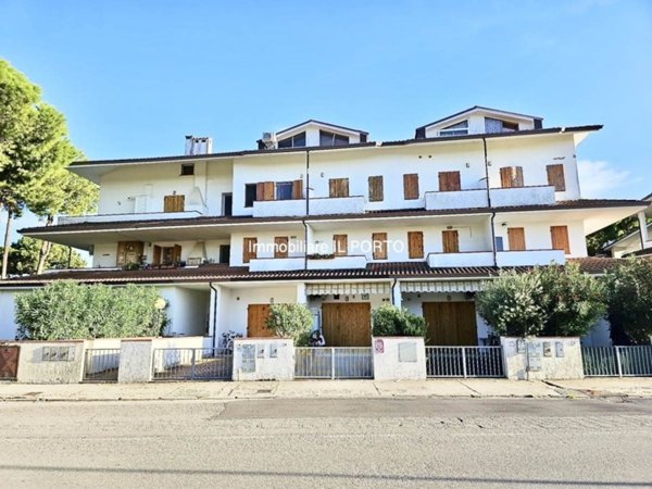 appartamento in vendita a Comacchio in zona Lido degli Estensi