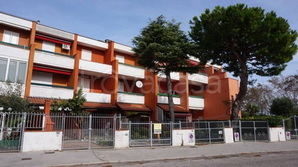 casa indipendente in vendita a Comacchio in zona Lido delle Nazioni