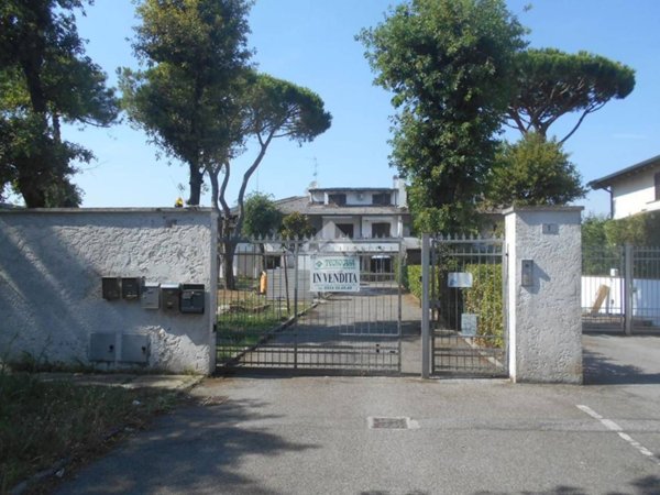 casa indipendente in vendita a Comacchio in zona Porto Garibaldi