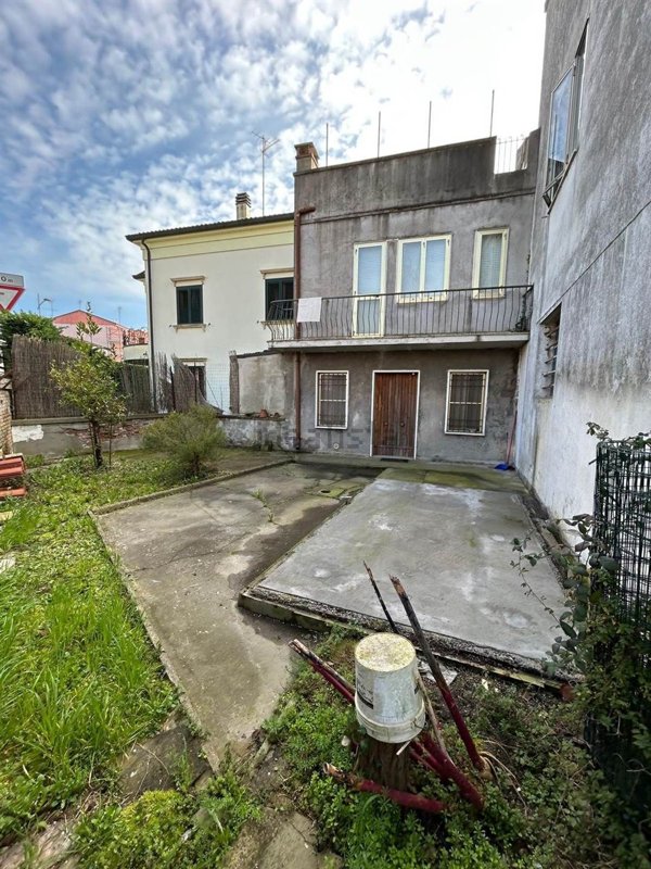 casa indipendente in vendita a Comacchio