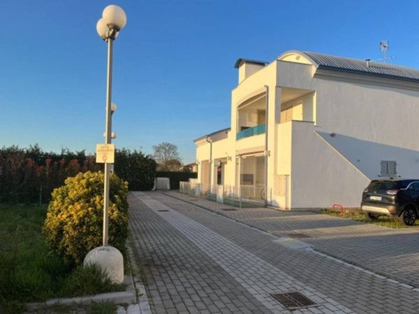 appartamento in vendita a Comacchio in zona Lido degli Estensi