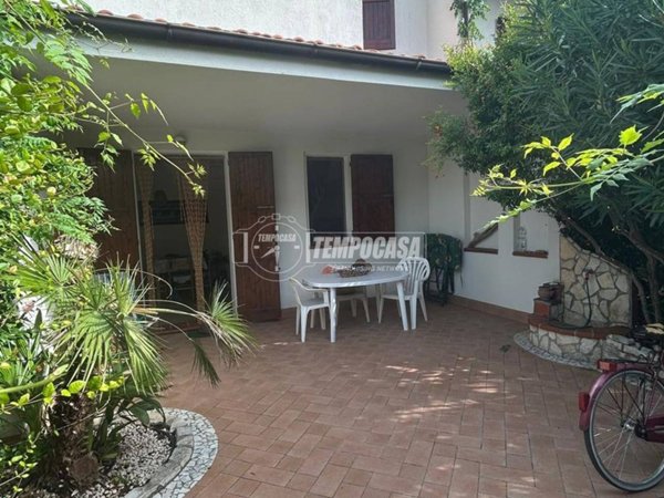 casa indipendente in vendita a Comacchio in zona San Giuseppe