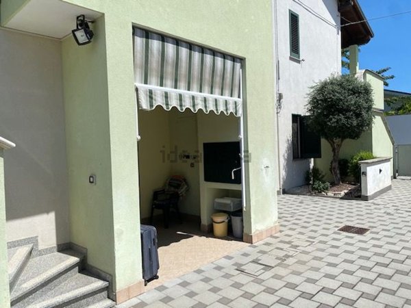 casa indipendente in vendita a Comacchio in zona Lido degli Estensi