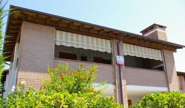 casa indipendente in vendita a Comacchio in zona Lido di Pomposa