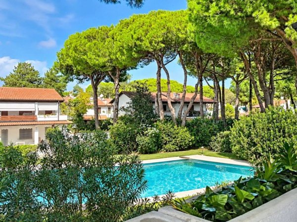 casa indipendente in vendita a Comacchio in zona Lido di Spina
