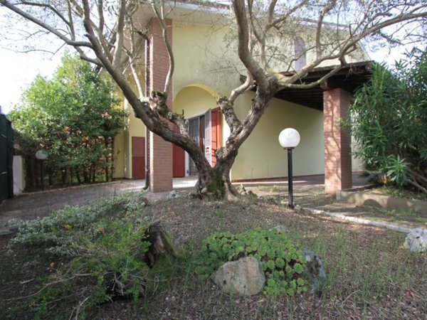 casa indipendente in vendita a Comacchio in zona Lido di Pomposa
